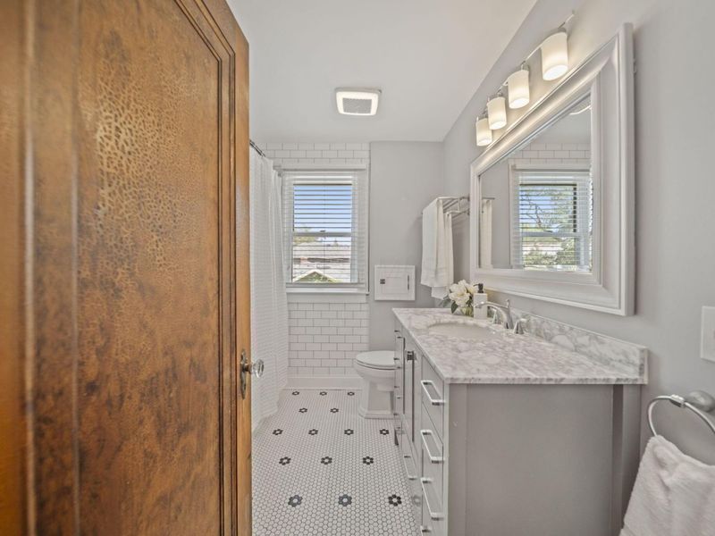284 E Kossuth Street, Columbus, OH 43206 Photo 52