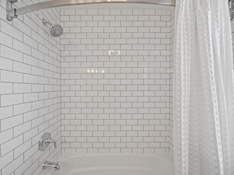 284 E Kossuth Street, Columbus, OH 43206 Photo 54