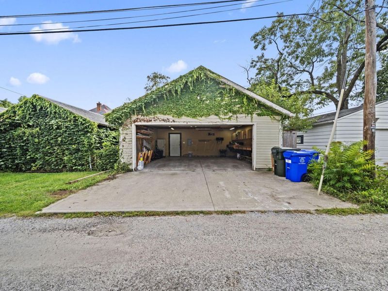 284 E Kossuth Street, Columbus, OH 43206 Photo 70