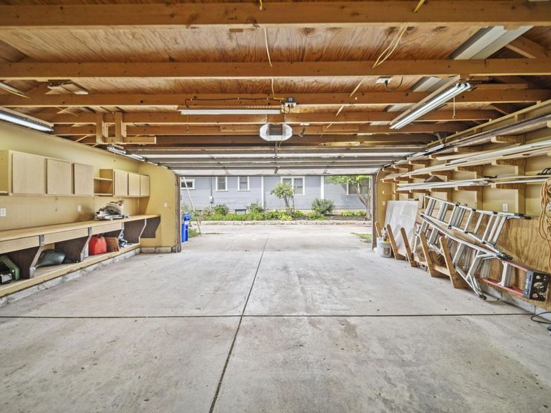 284 E Kossuth Street, Columbus, OH 43206 Photo 71