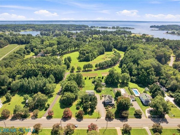 377 King Carter Drive , Irvington, VA 22480