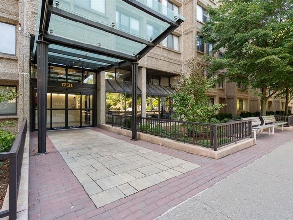 1731 Beacon Street, Unit 402, Brookline, MA 02445