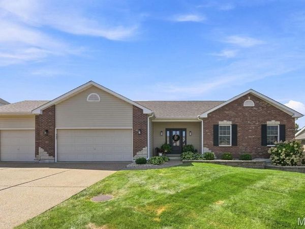 348 Fallon Parkway, O'Fallon, MO 63376