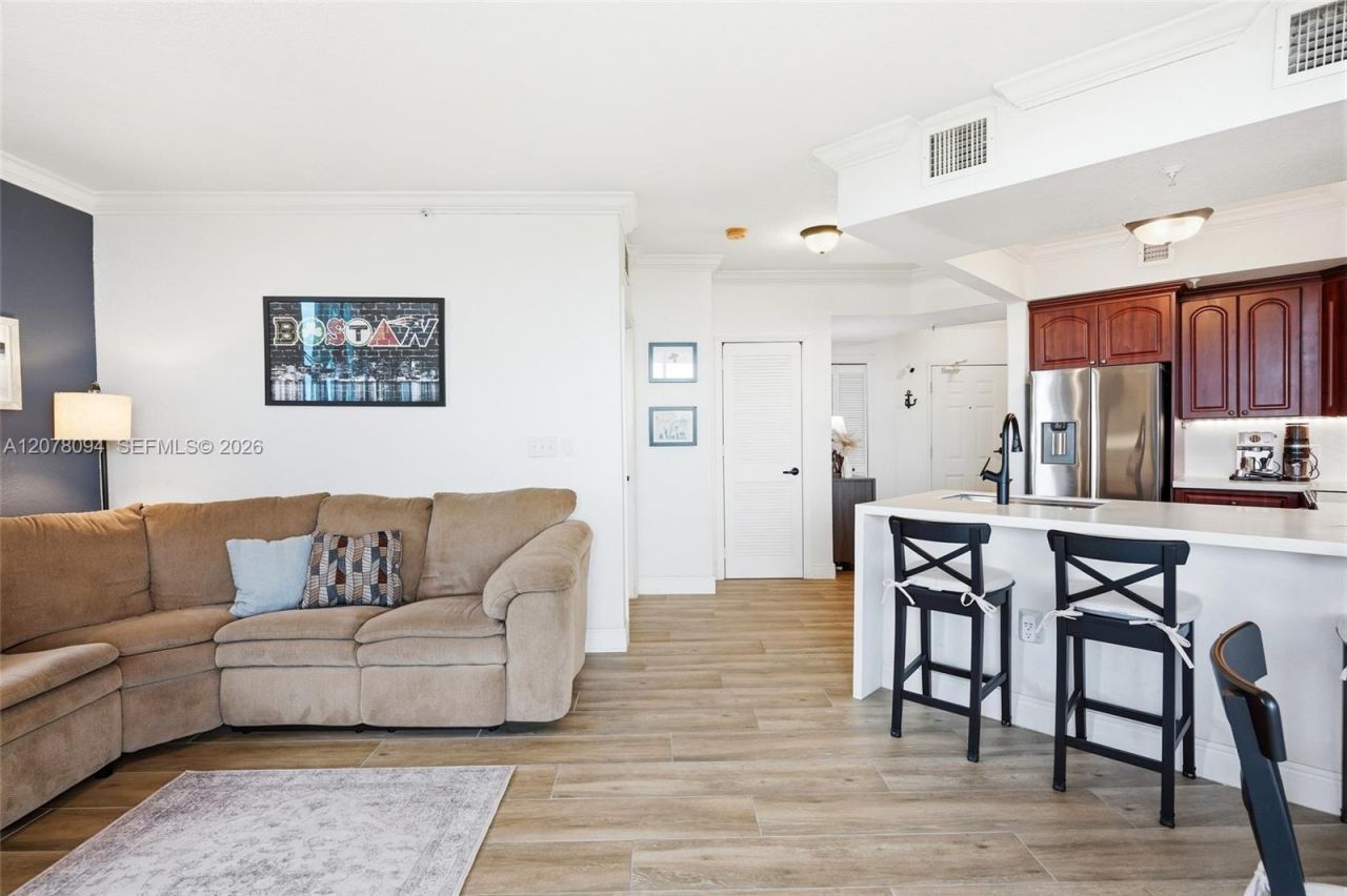 2301 SW 27th Ave , Unit 1001, Miami, FL 33145 Photo