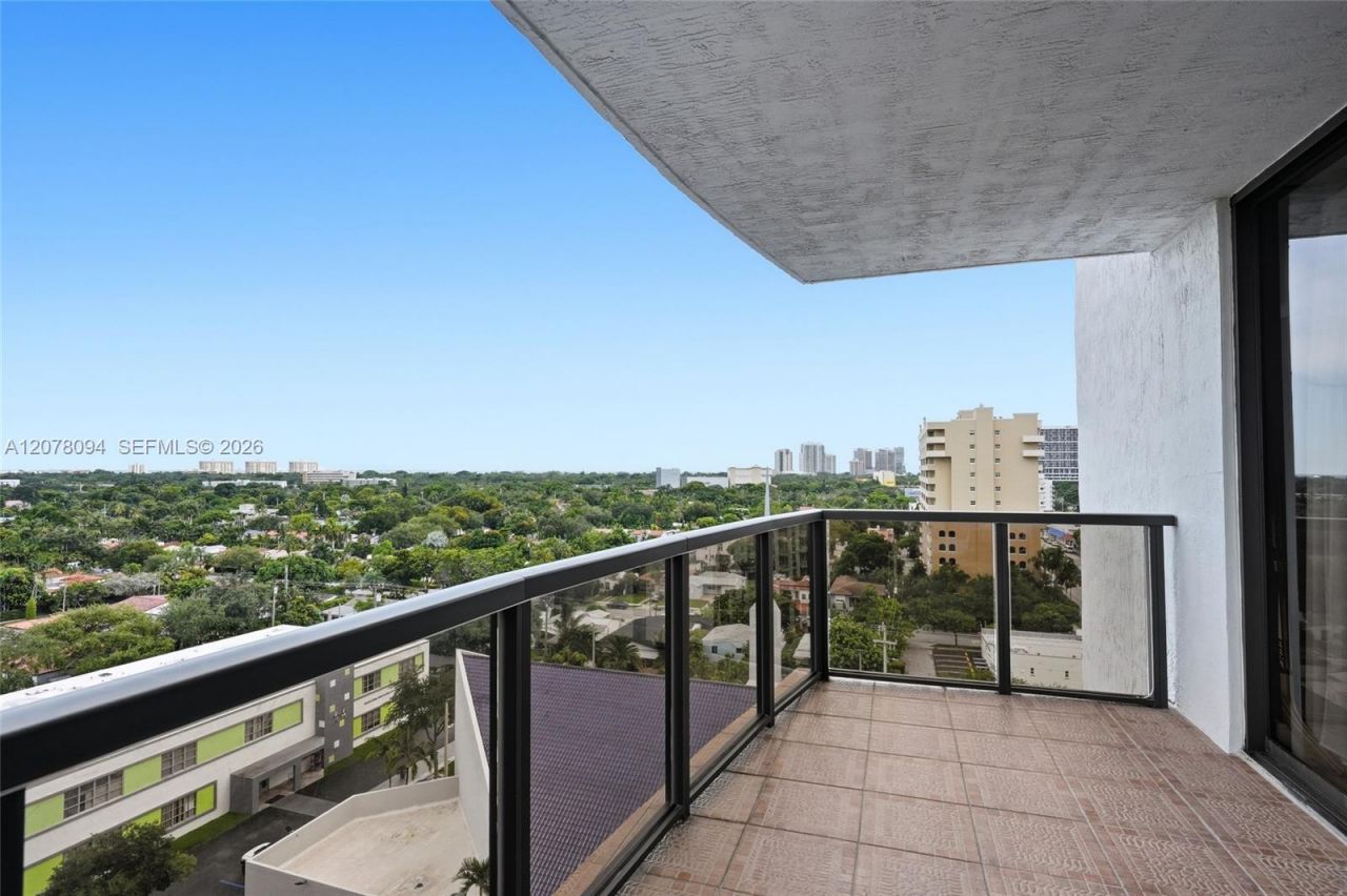 2301 SW 27th Ave , Unit 1001, Miami, FL 33145 Photo