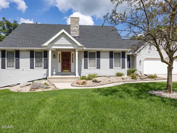 1309 Firethorn Drive, Bellefontaine, OH 43311