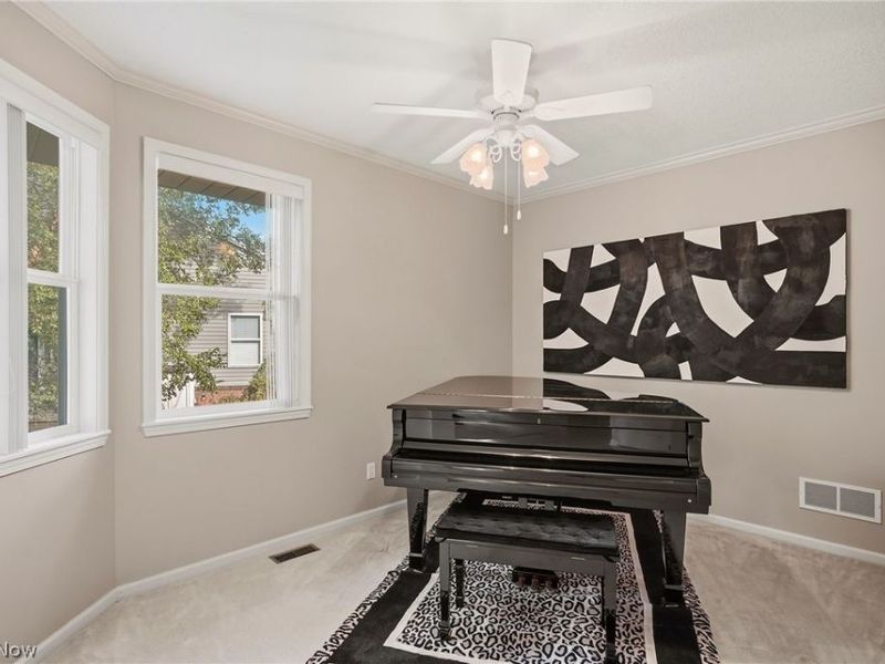 9848 Country Club Circle, Twinsburg, OH 44087 Photo 19