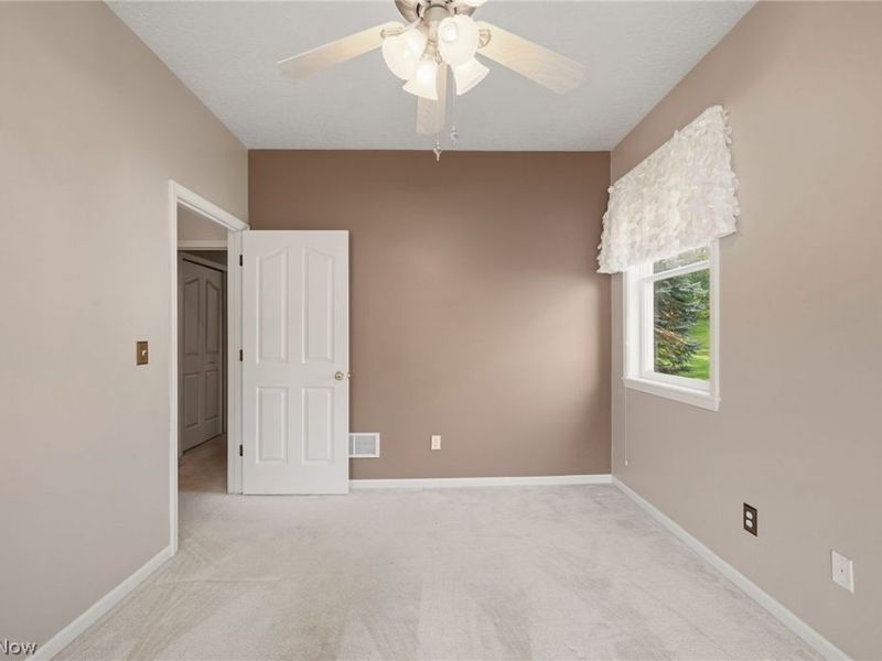 9848 Country Club Circle, Twinsburg, OH 44087 Photo 24