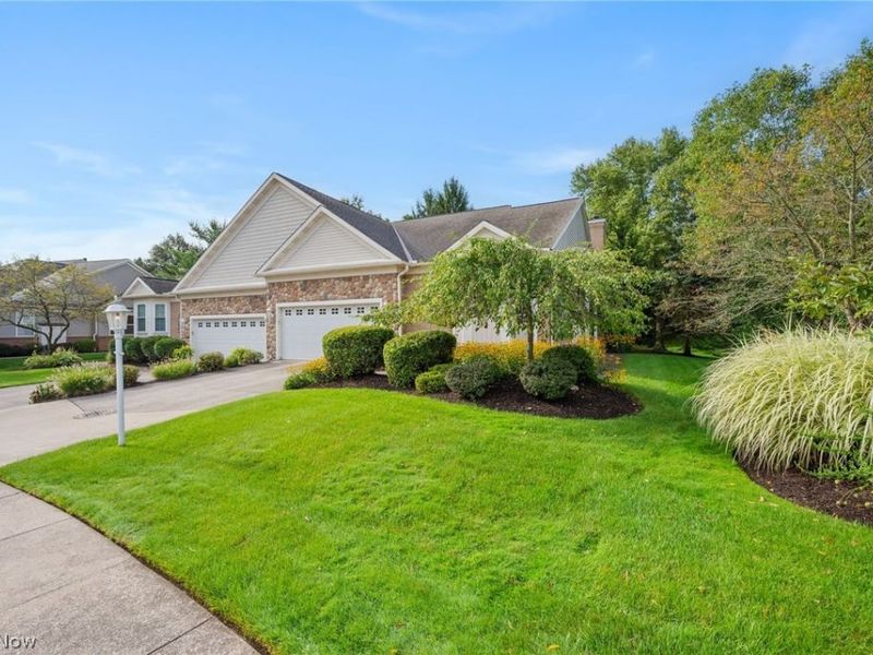 9848 Country Club Circle, Twinsburg, OH 44087 Photo 40