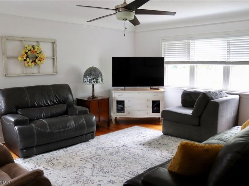 8627 Big Creek Parkway, Strongsville, OH 44149 Photo 15