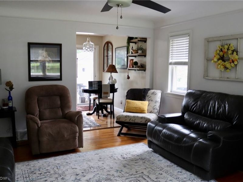 8627 Big Creek Parkway, Strongsville, OH 44149 Photo 16