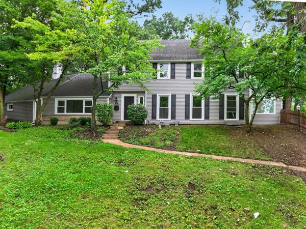 437 Highland Avenue , West Chicago, IL 60185