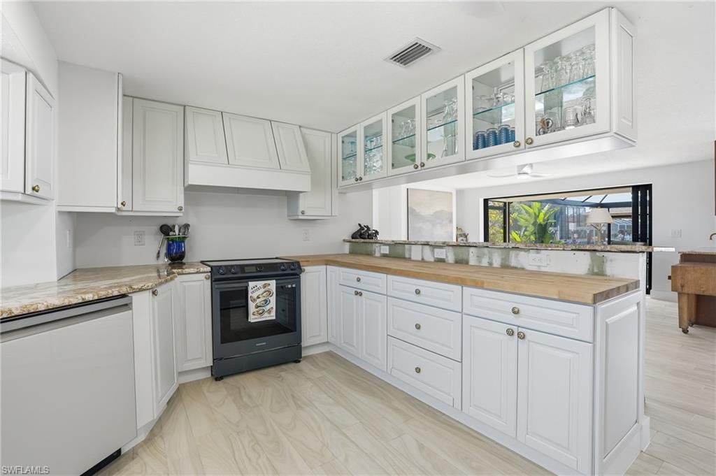 120 Albatross St , Fort Myers Beach, FL 33931 Photo