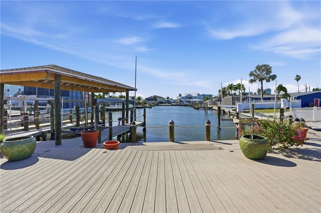 120 Albatross St , Fort Myers Beach, FL 33931 Photo