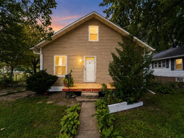 3210 Columbia Street, Des Moines, IA 50313