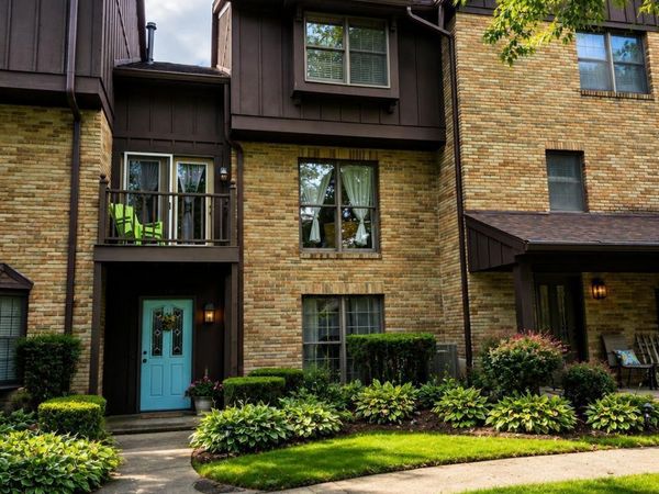 15 Acorn Lane , Coshocton, OH 43812