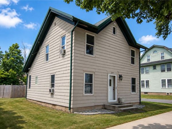 217 E Miller St , Newark, NY 14513