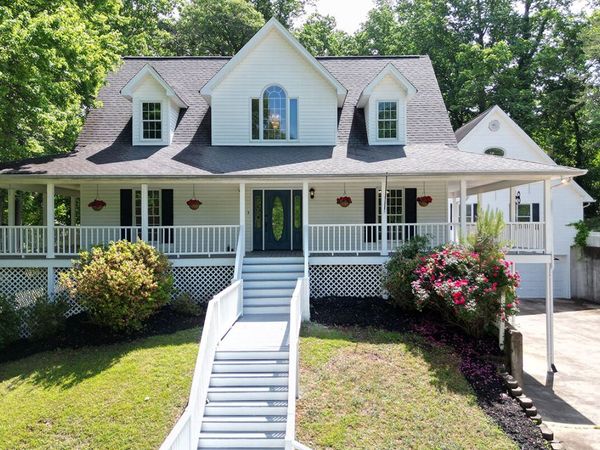 3426 Clarks Bridge Road, Gainesville, GA 30506