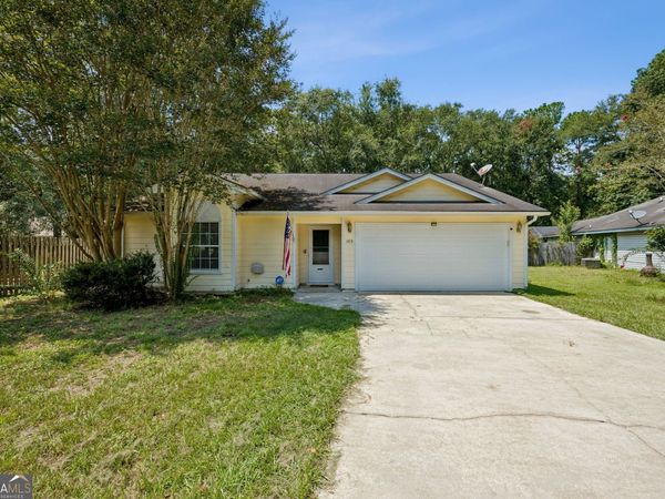 105 Longleaf Court, Kingsland, GA 31548