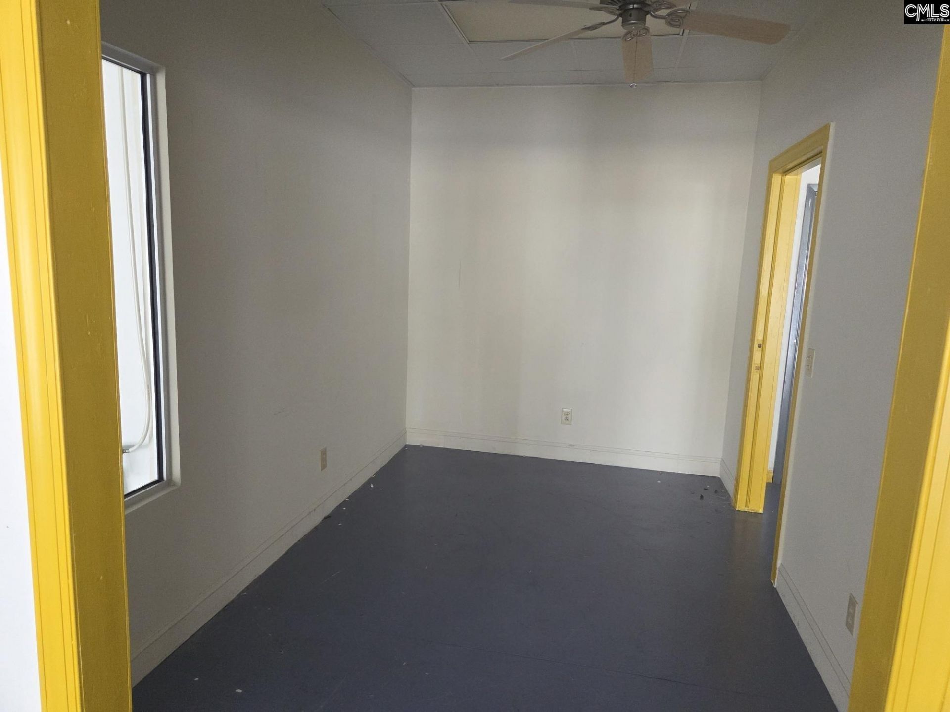 4886 Sunset Boulevard  Photo 10