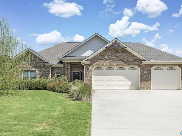 507 Highland Avenue, Scottsboro, AL 35769