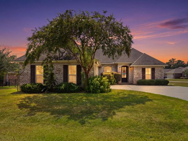 28 Chastain, Sumrall, MS 39482