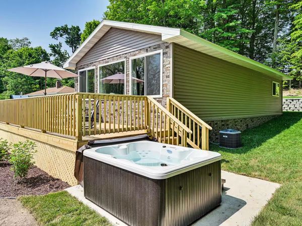 48781 Rush Lake Road, Hartford, MI 49057