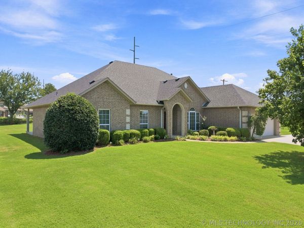 11099 S 55th West West Avenue , Sapulpa, OK 74066