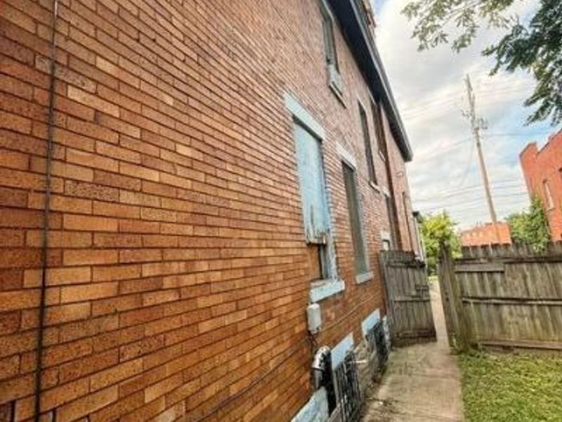1423 E Main Street, Columbus, OH 43205 Photo 3