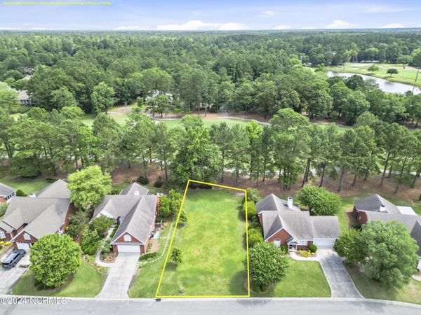 123 Candlewood Drive , Wallace, NC 28466