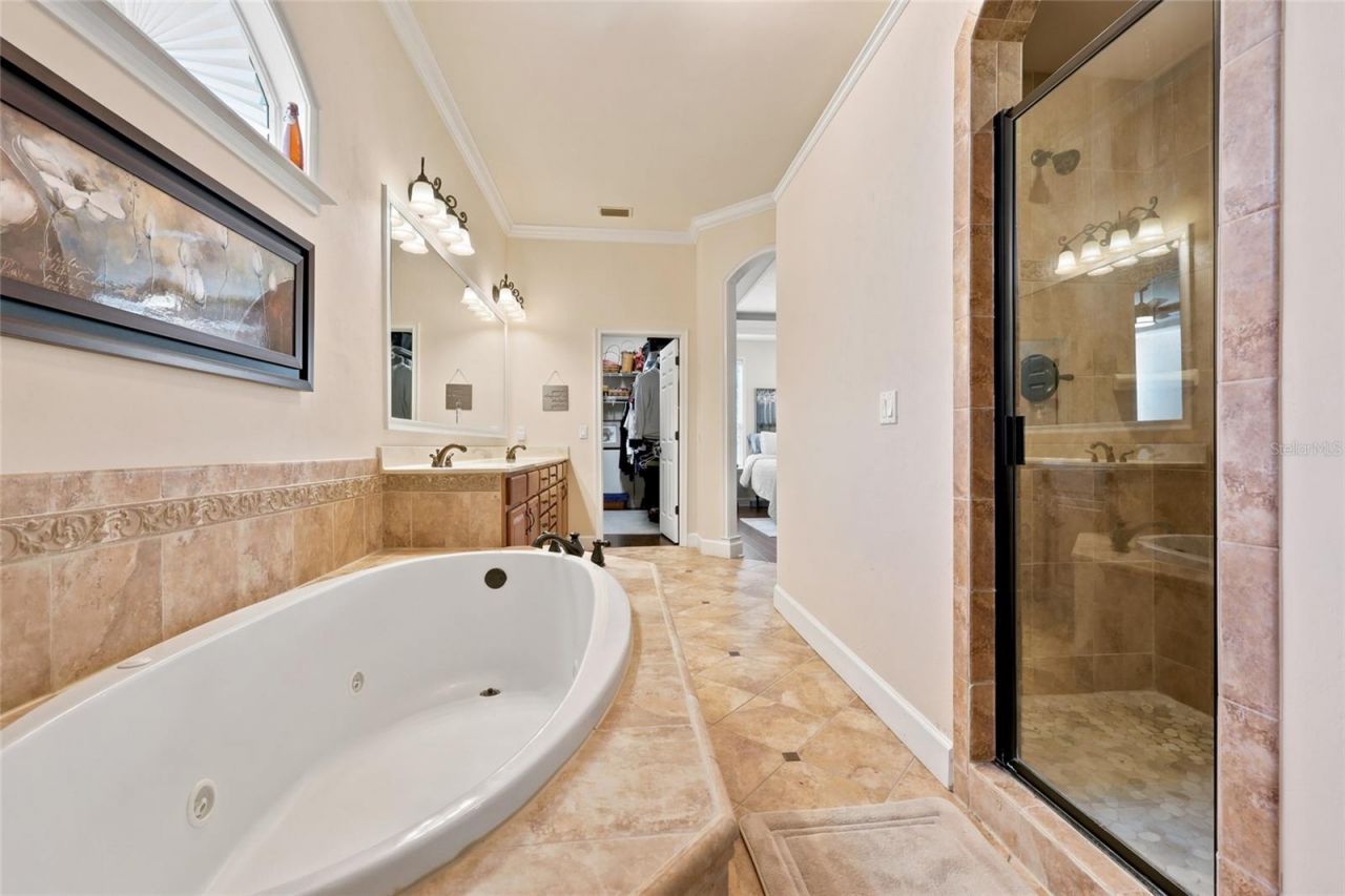 11123 NW 18th Road , Gainesville, FL 32606 Photo