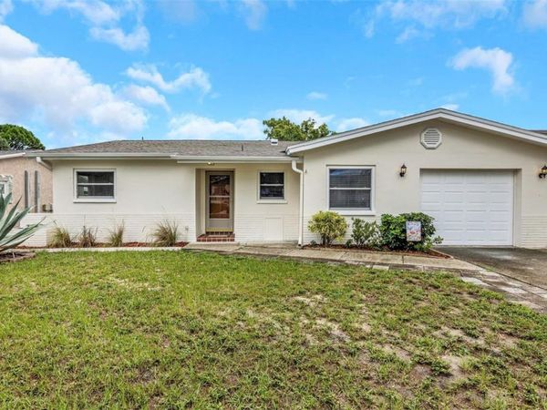 952 WICKS DRIVE , PALM HARBOR, FL 34684