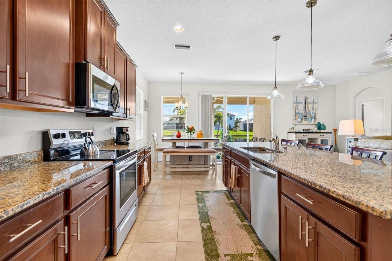 6435 Devesta Loop, Palmetto, FL 34221 Photo