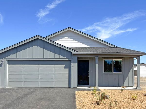 16640 Memorial Lane, La Pine, OR 97739