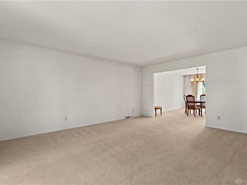 5277 Gabbard Drive, Trenton, OH 45067 Photo 7