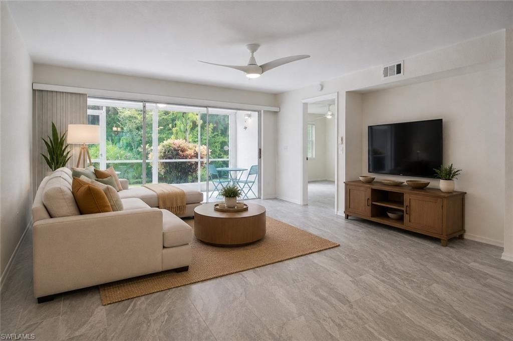228 Belina Dr, Unit 5-605, Naples, FL 34104 Photo
