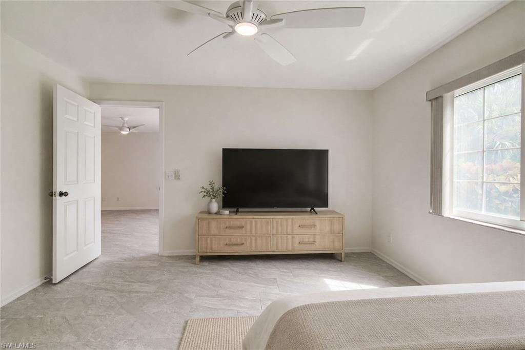 228 Belina Dr, Unit 5-605, Naples, FL 34104 Photo