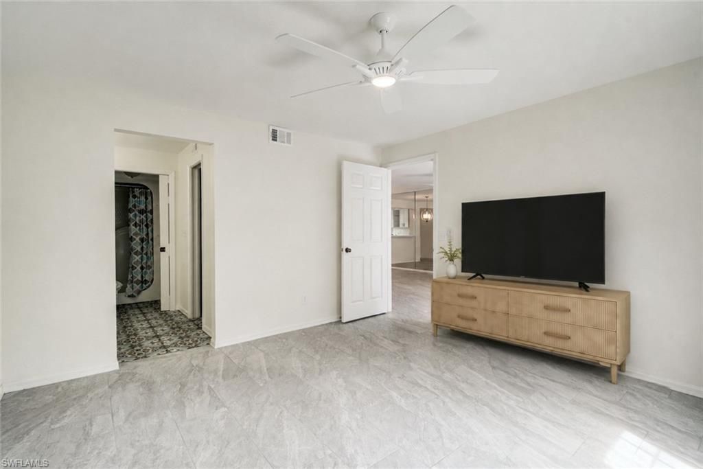 228 Belina Dr, Unit 5-605, Naples, FL 34104 Photo