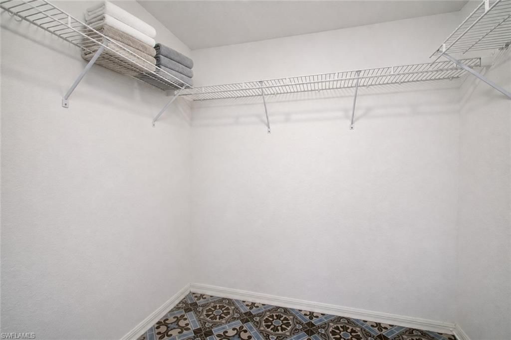 228 Belina Dr, Unit 5-605, Naples, FL 34104 Photo