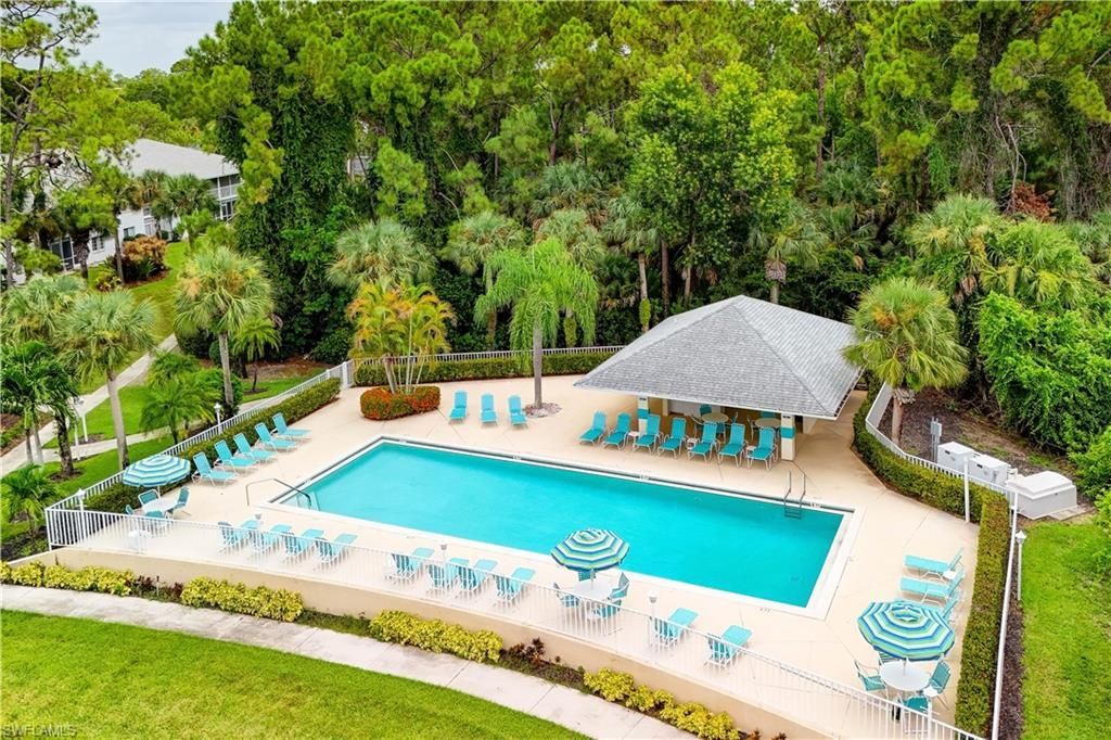228 Belina Dr, Unit 5-605, Naples, FL 34104 Photo