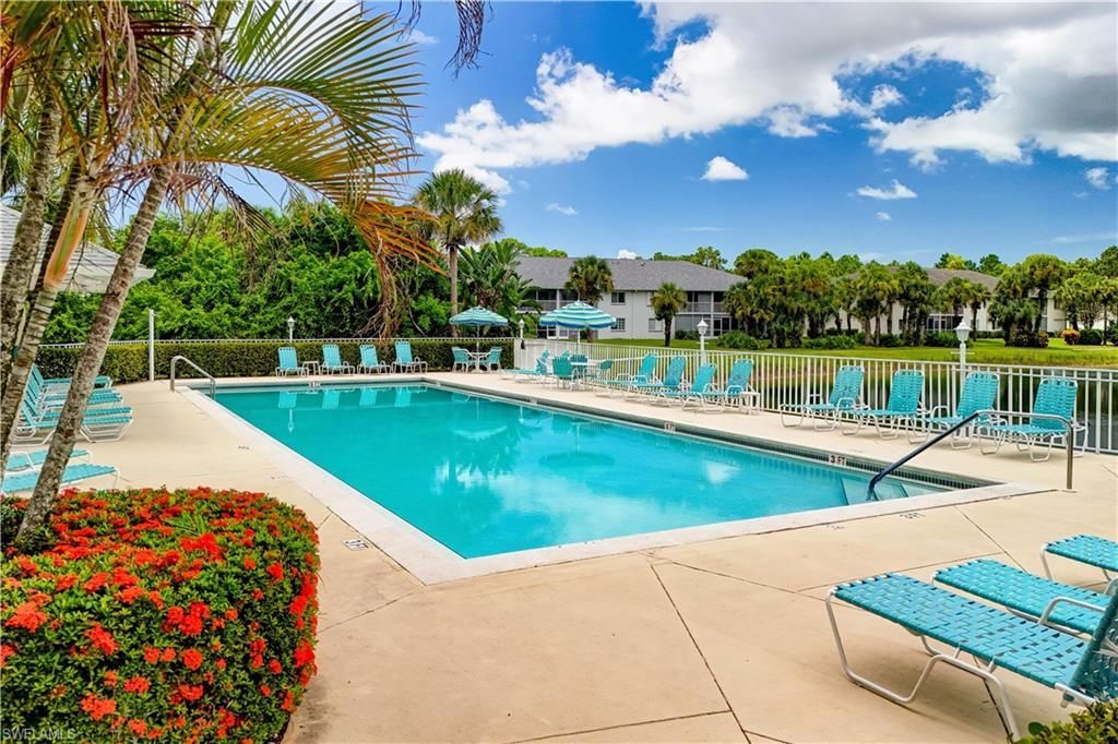 228 Belina Dr, Unit 5-605, Naples, FL 34104 Photo