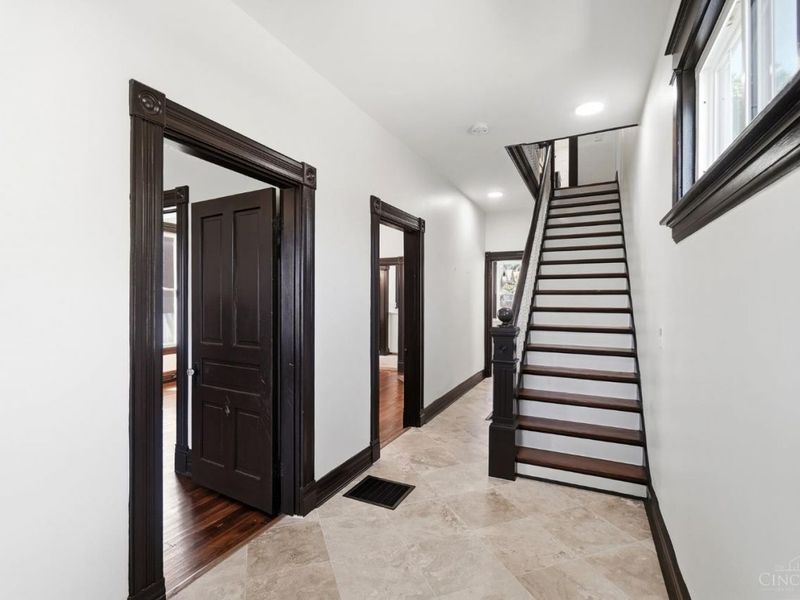 4211 Smith Road, Norwood, OH 45212 Photo 8
