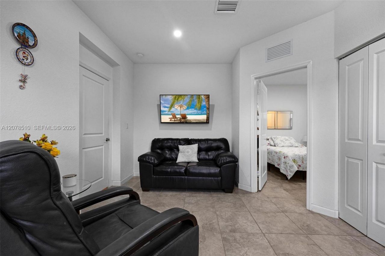 2475 SE 1st St , Homestead, FL 33033 Photo