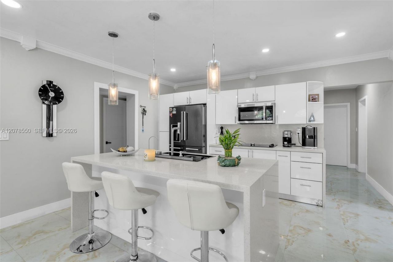 1327 SW 72nd Ave, Miami, FL 33144 Photo