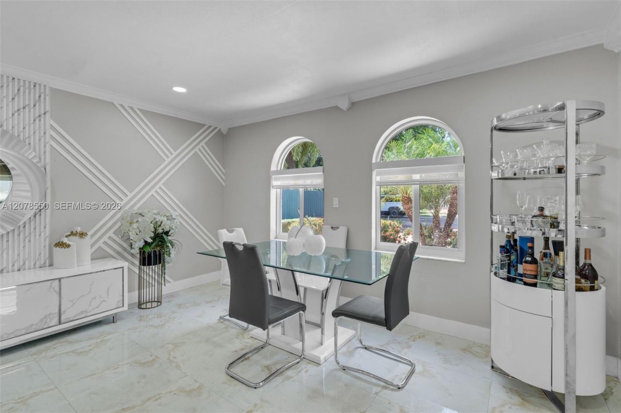 1327 SW 72nd Ave, Miami, FL 33144 Photo