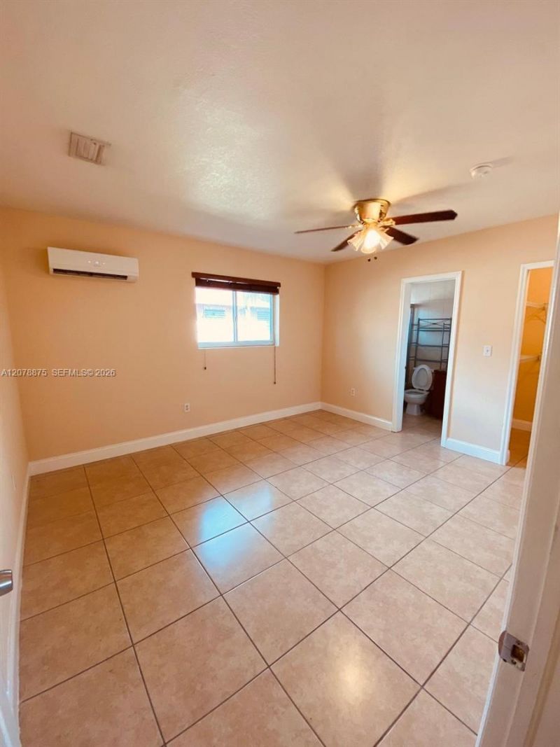 2272 NW 66th St , Miami, FL 33147 Photo