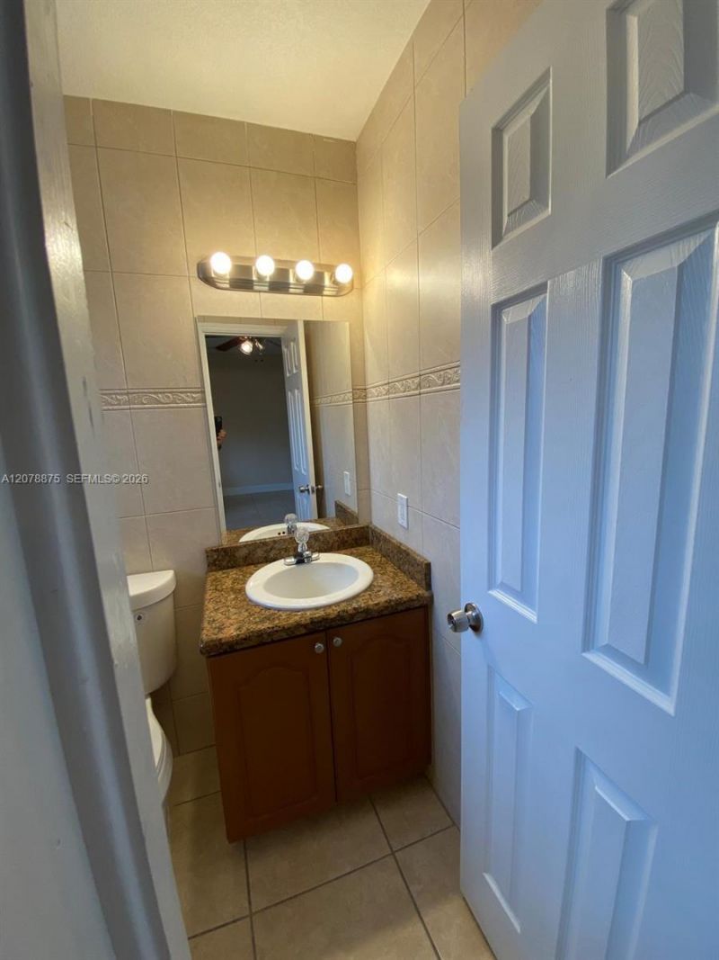 2272 NW 66th St , Miami, FL 33147 Photo