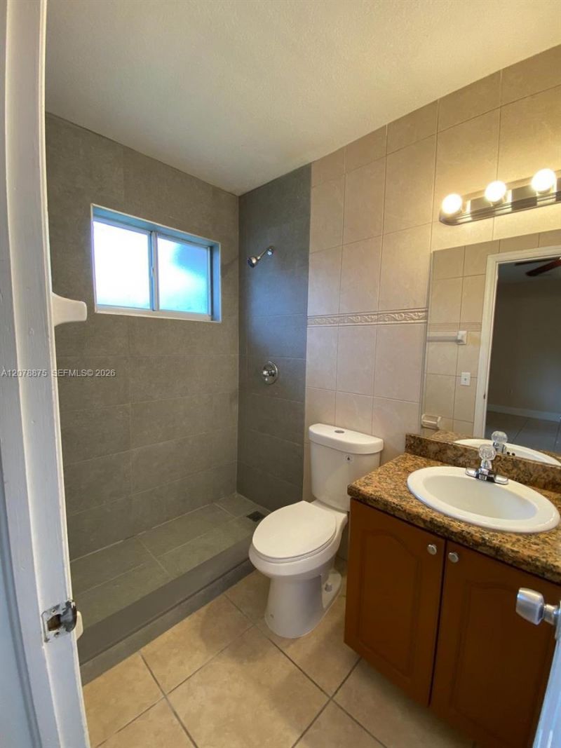2272 NW 66th St , Miami, FL 33147 Photo