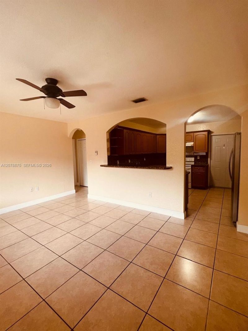 2272 NW 66th St , Miami, FL 33147 Photo