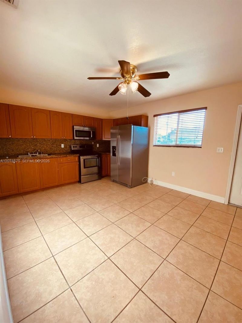 2272 NW 66th St , Miami, FL 33147 Photo